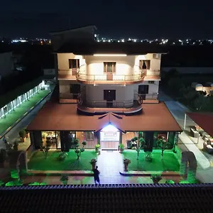 Hotel Drini, Rrashbull